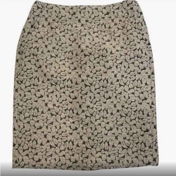J. Crew Pencil Skirt Leaf Contrast Print Size 12 - Picture 1 of 4
